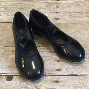 Tap shoes size 1